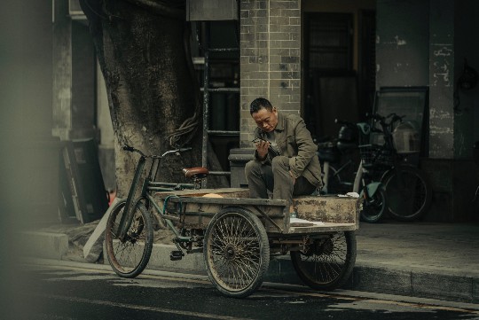 无人视频在线观看完整版高清中文手机版，深度探讨网络视频内容与用户需求的关系